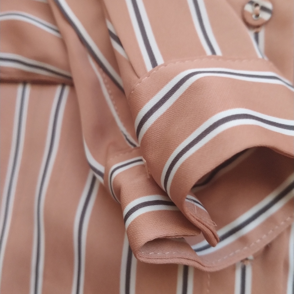 L'Academie Button Down Top - Picture 8 of 12